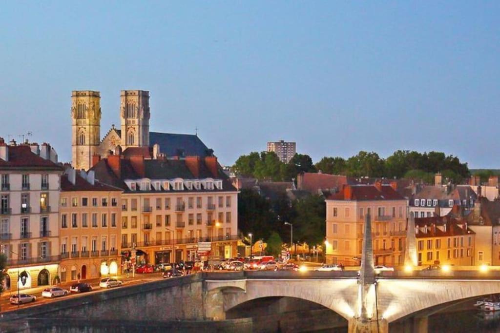 Lion King Appart 65 M2 Tout Inclus Chalon-sur-Saône Kültér fotó